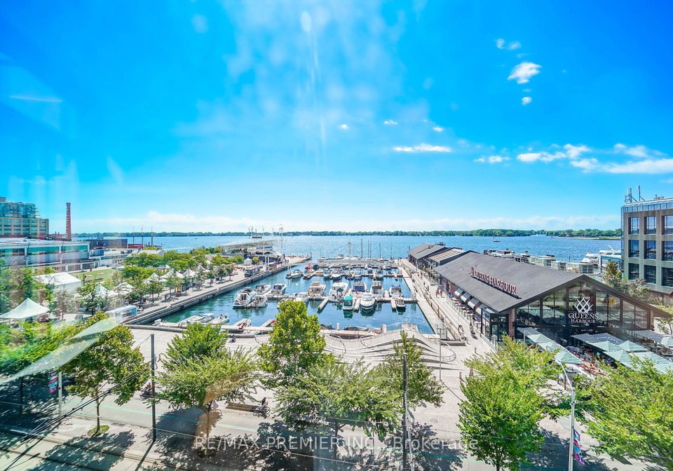 250-queens-quay-boulevard-w-toronto-ontario-c12365737
