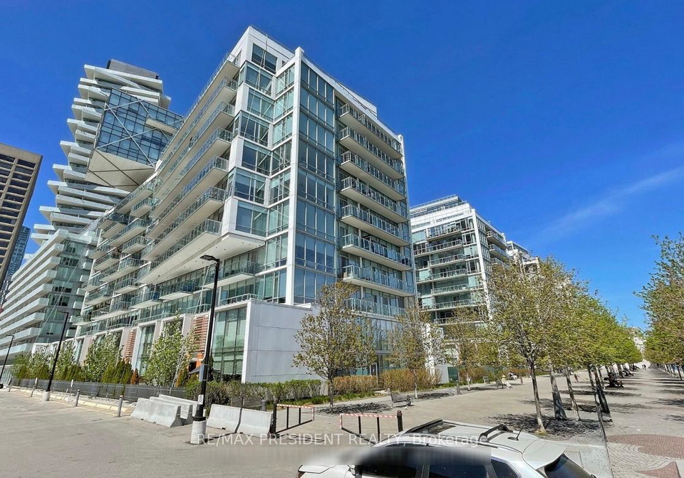 29-queens-quay-e-toronto-ontario-c12366131