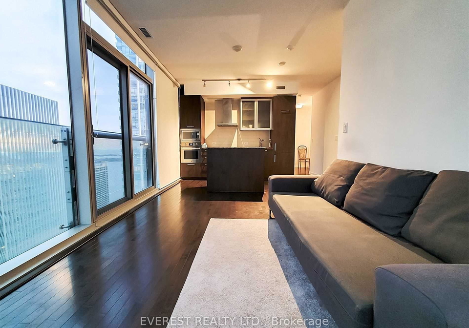 12-york-street-toronto-ontario-c12366138