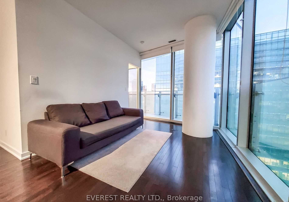 12-york-street-toronto-ontario-c12366138