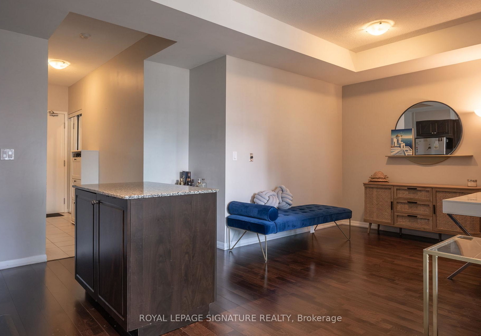 209-fort-york-boulevard-toronto-ontario-c12366263