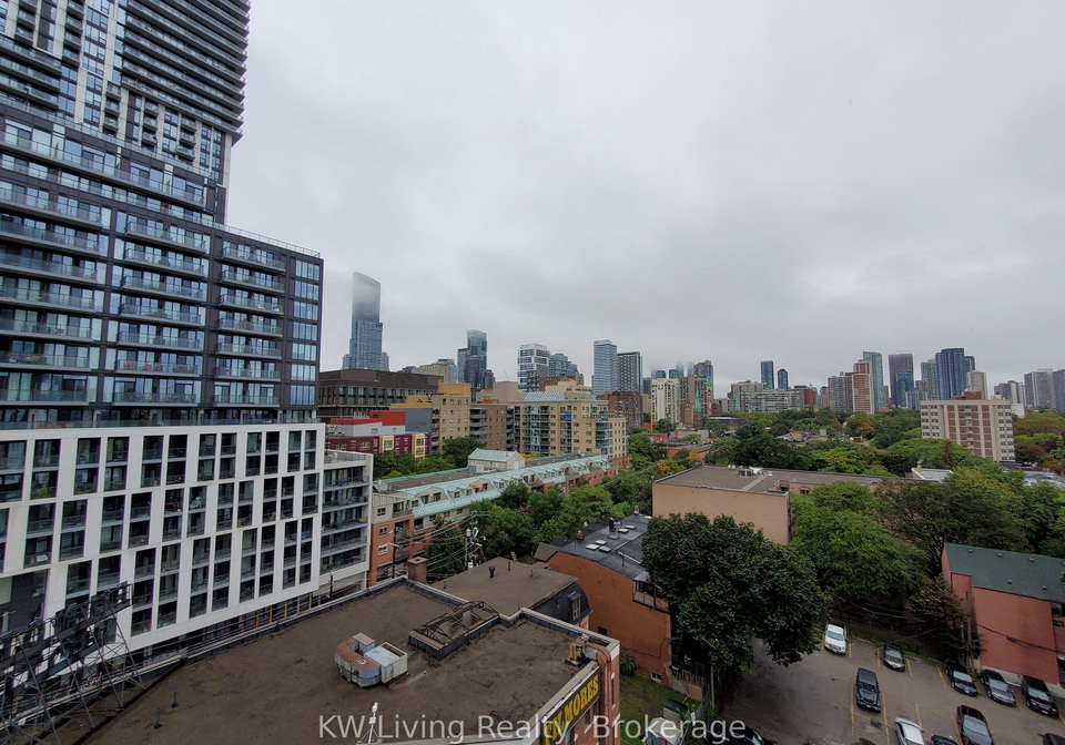 219-dundas-street-e-toronto-ontario-c12366501