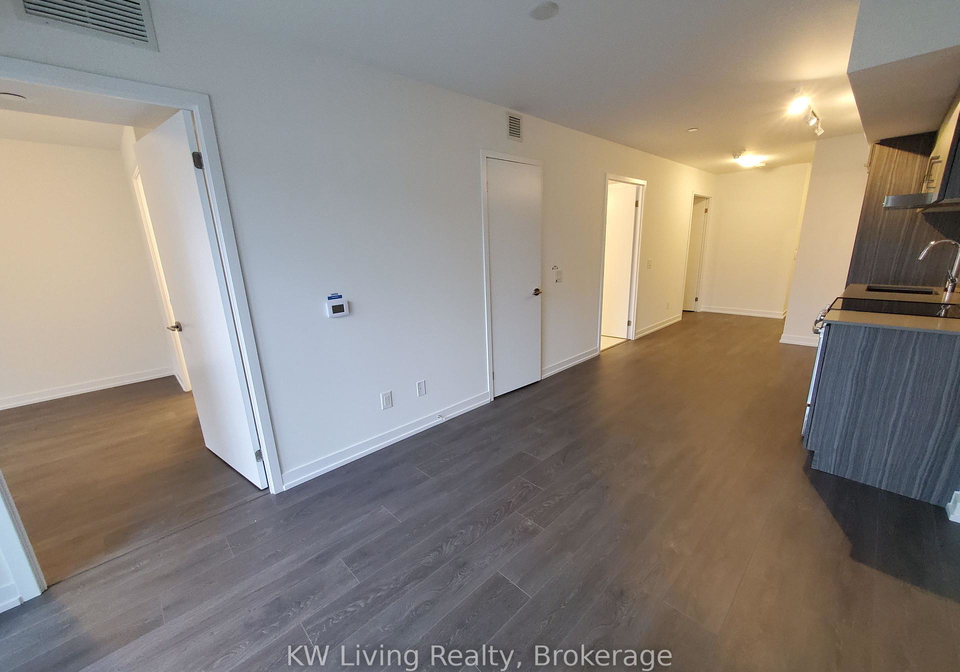 219-dundas-street-e-toronto-ontario-c12366501