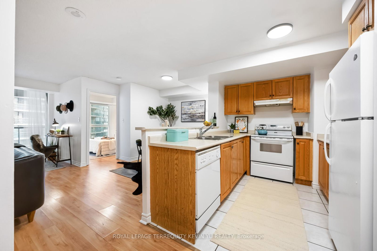 7-lorraine-drive-toronto-ontario-c12366832