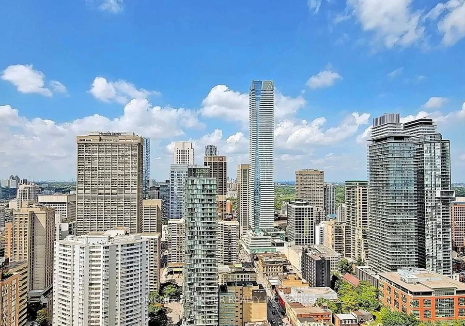 5-st-joseph-street-toronto-ontario-c12367082
