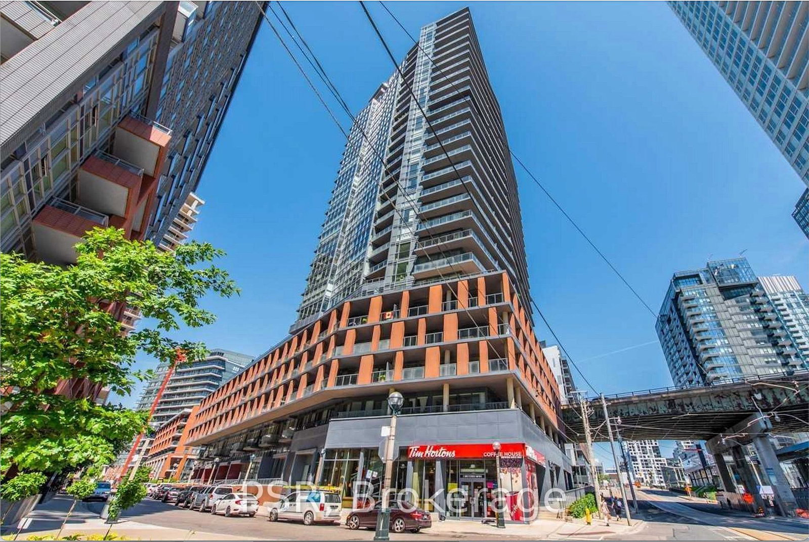 20-bruyeres-mews-toronto-ontario-c12367152