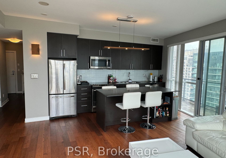 20-bruyeres-mews-toronto-ontario-c12367152