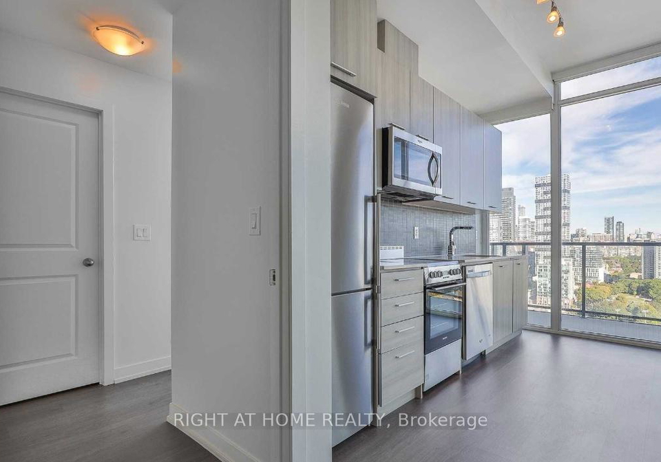 105-george-street-toronto-ontario-c12367249