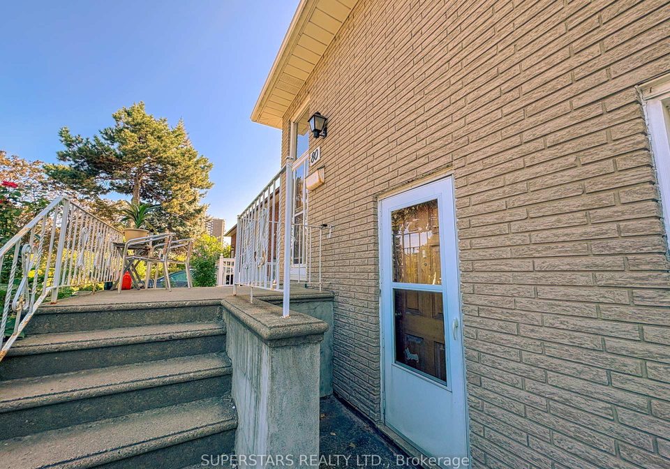 80-muirhead-road-north-york-ontario-c12367334
