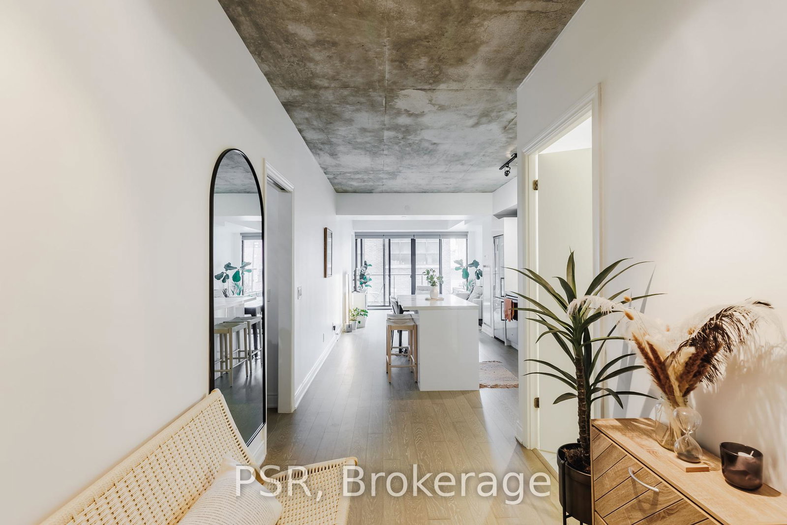 608-richmond-street-w-toronto-ontario-c12367407