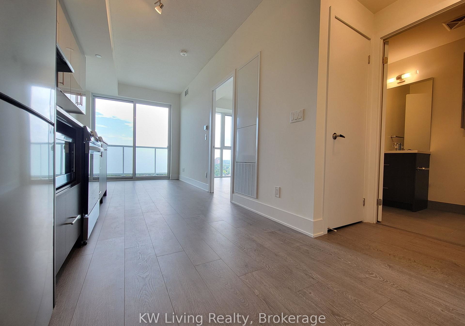 188-fairview-mall-drive-north-york-ontario-c12367507