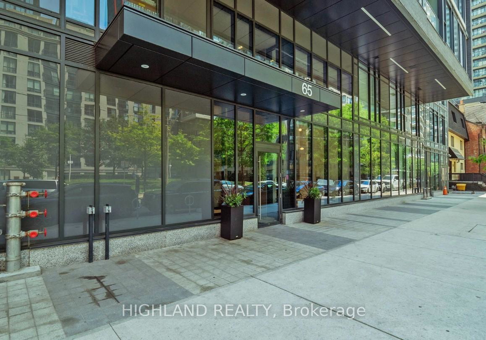 65-mutual-street-toronto-ontario-c12367676