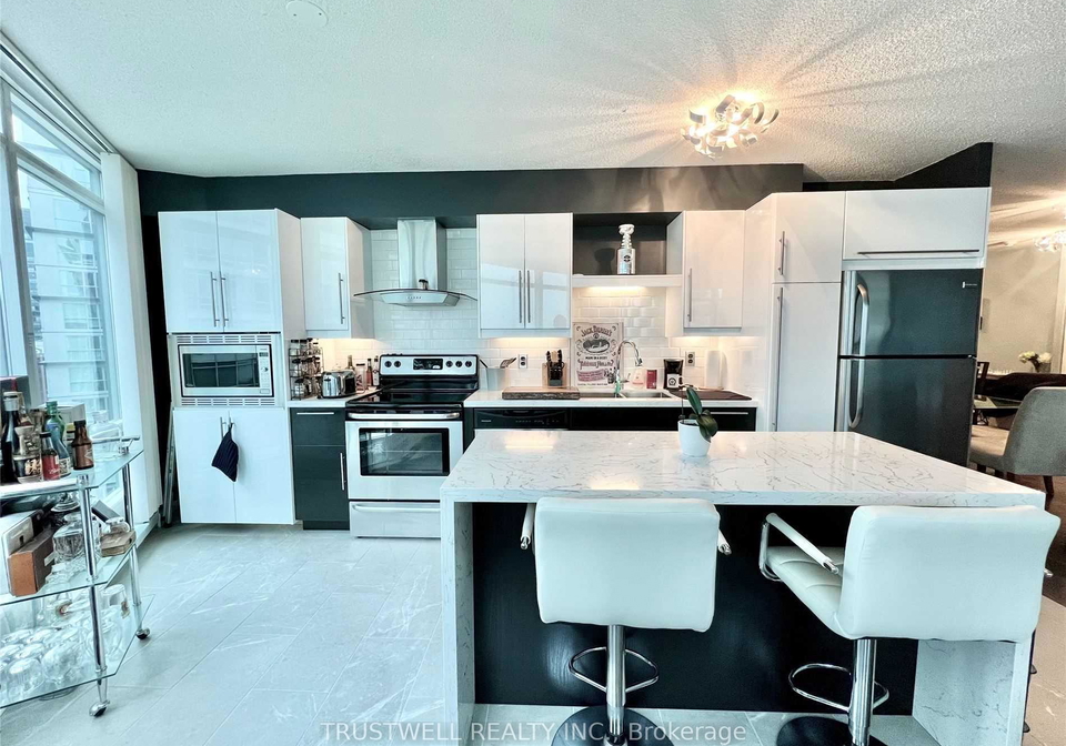 373-front-street-w-toronto-ontario-c12367701