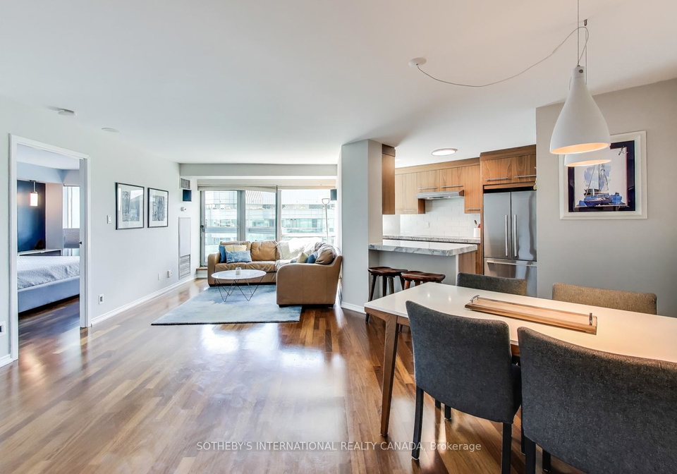10-yonge-street-toronto-ontario-c12368244