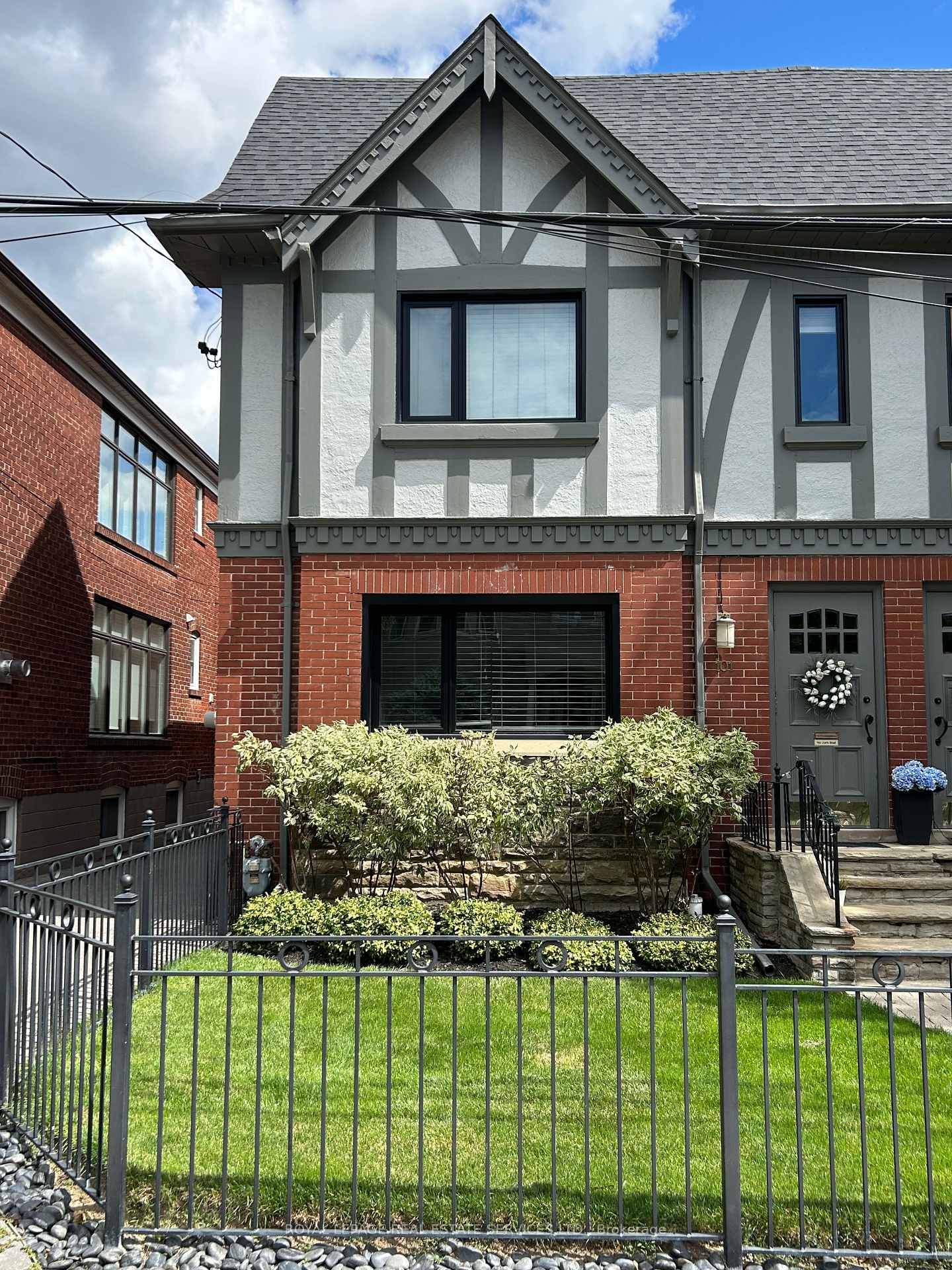 10braemar-avenue-toronto-ontario-c12368252