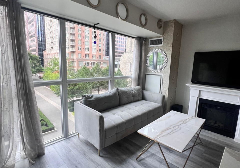 28-ted-rogers-way-toronto-ontario-c12368392