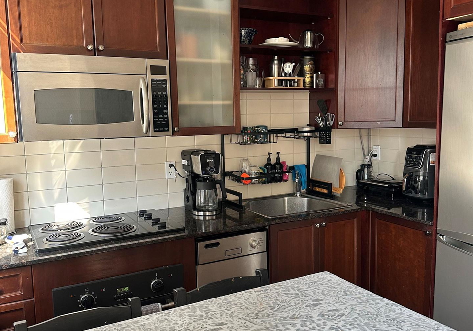 12-st-joseph-street-toronto-ontario-c12368438