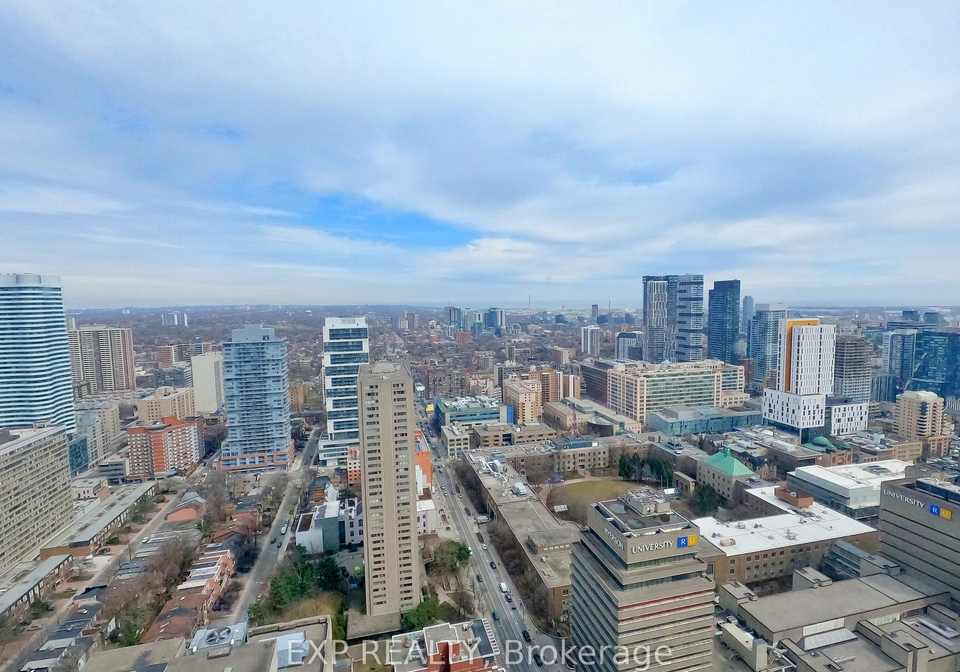 386-yonge-street-toronto-ontario-c12368511