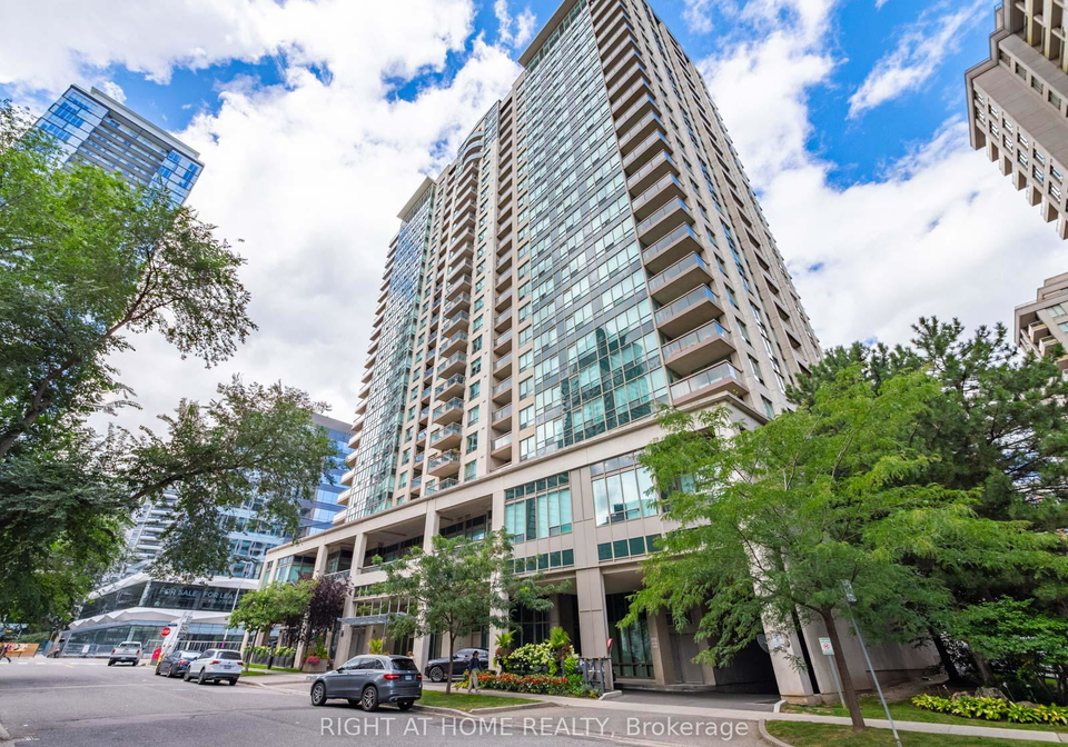 18-parkview-avenue-north-york-ontario-c12368641