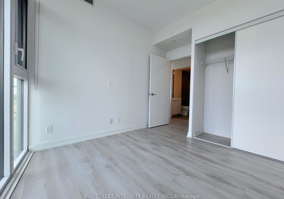 33-helendale-avenue-toronto-ontario-c12369071
