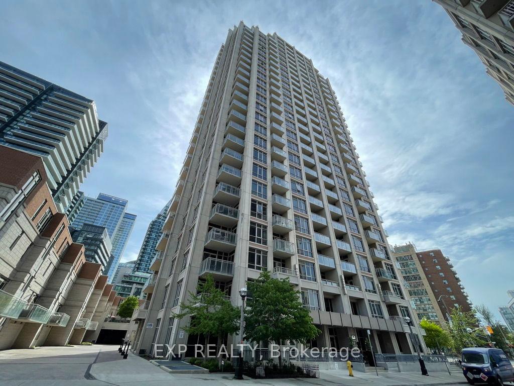 21-grand-magazine-street-toronto-ontario-c12369122
