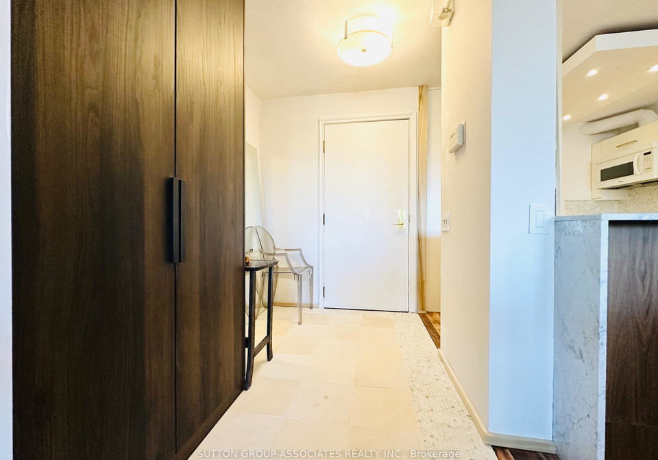 1177-yonge-street-toronto-ontario-c12369325