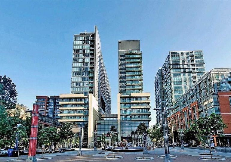 36-lisgar-street-toronto-ontario-c12369416