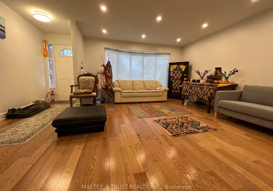 31-wyvern-road-north-york-ontario-c12369424