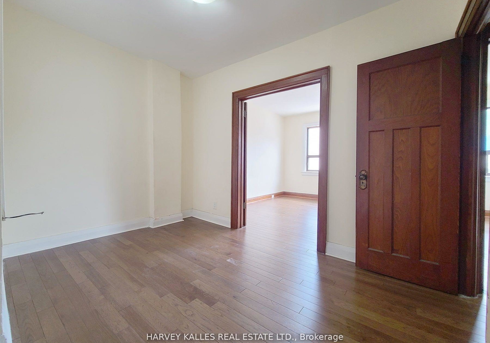 1108-yonge-street-toronto-ontario-c12369448