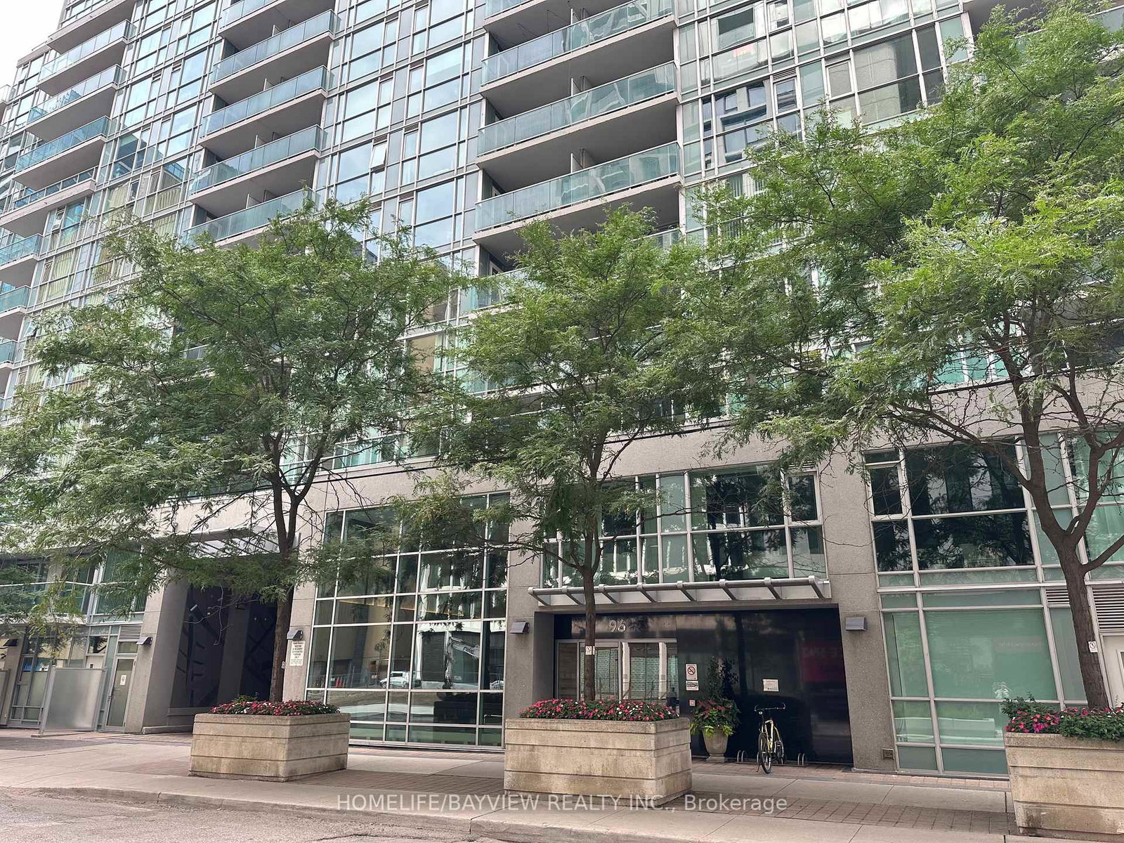 96-st-patrick-street-toronto-ontario-c12369542