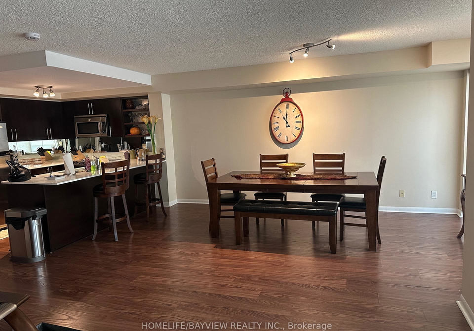96-st-patrick-street-toronto-ontario-c12369542