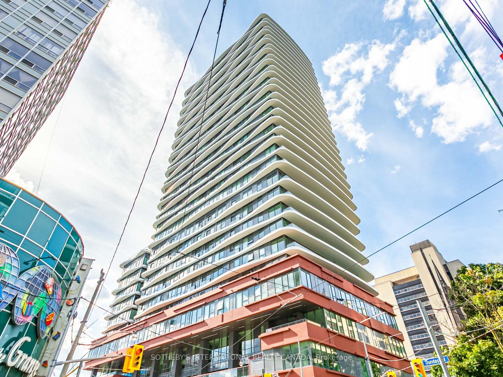 292-dundas-street-w-toronto-ontario-c12369937
