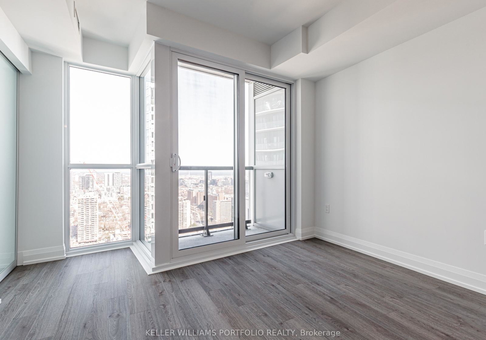77-mutual-street-toronto-ontario-c12369953