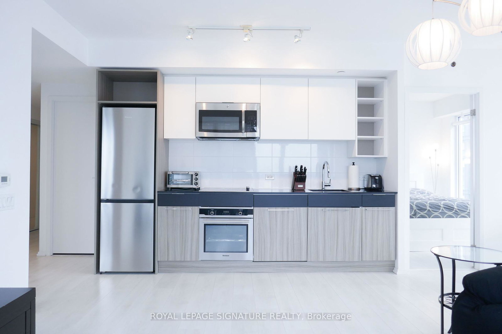 68-shuter-street-toronto-ontario-c12369979
