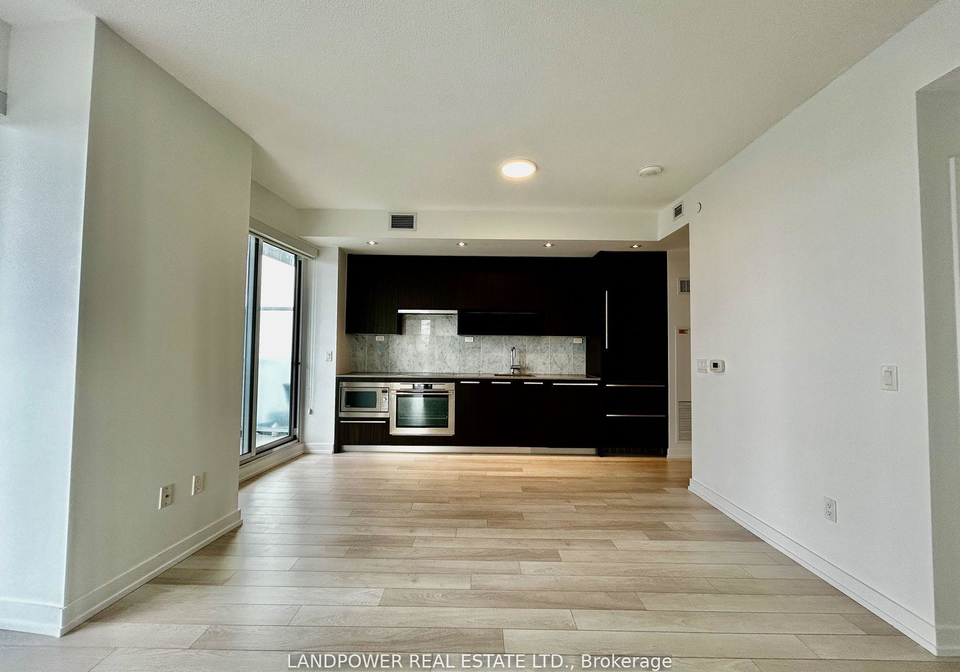 117-mcmahon-drive-north-york-ontario-c12370080