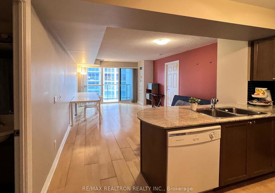 763-bay-street-toronto-ontario-c12370269