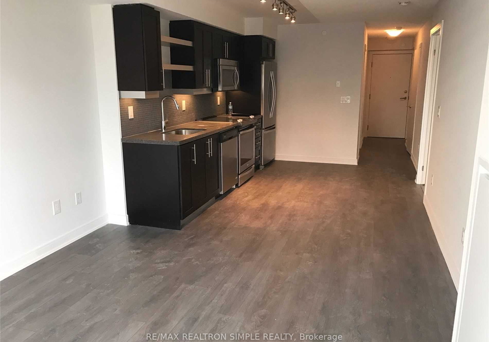 525-adelaide-street-w-toronto-ontario-c12370300