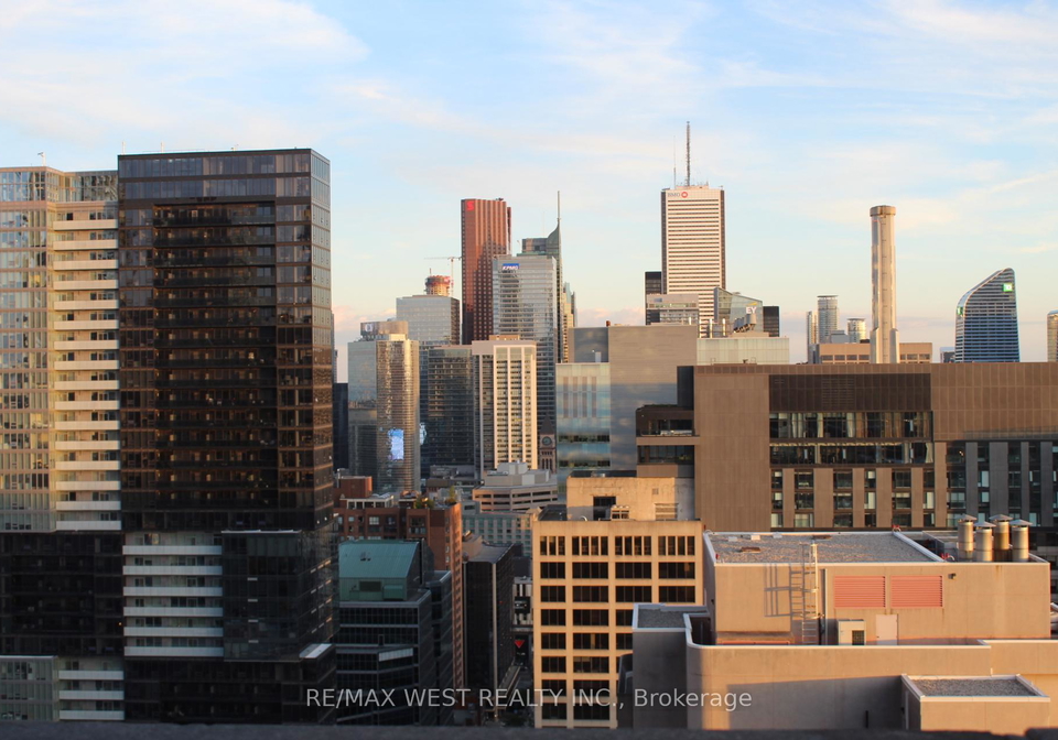 770-bay-street-toronto-ontario-c12370339