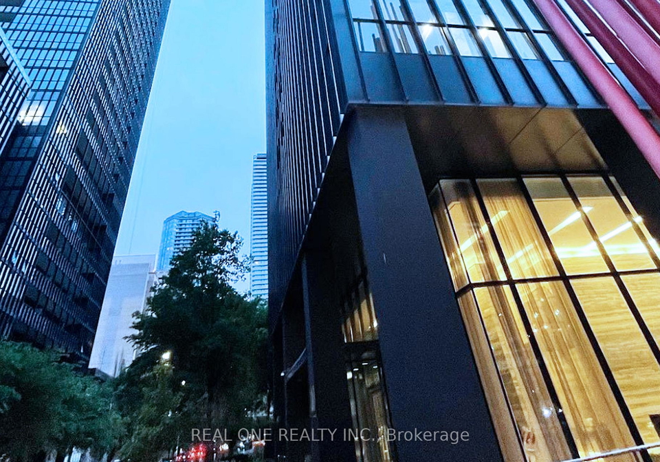 101-charles-street-e-toronto-ontario-c12370606