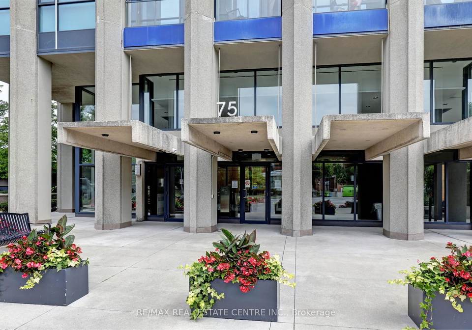 75-the-donway-w-north-york-ontario-c12370780
