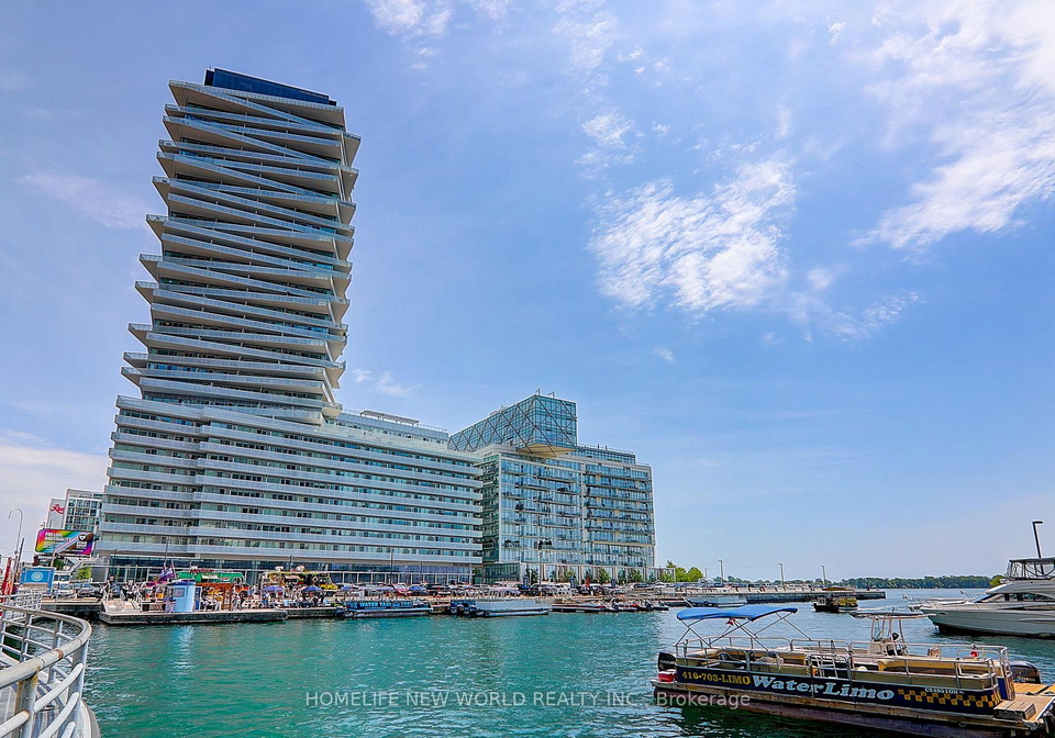 15-queens-quay-e-toronto-ontario-c12370892