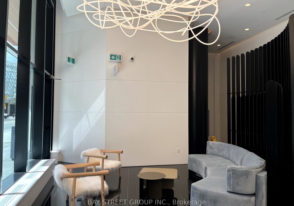280-dundas-street-w-toronto-ontario-c12371234