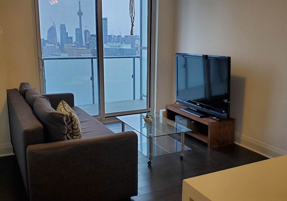 1080-bay-street-toronto-ontario-c12371237