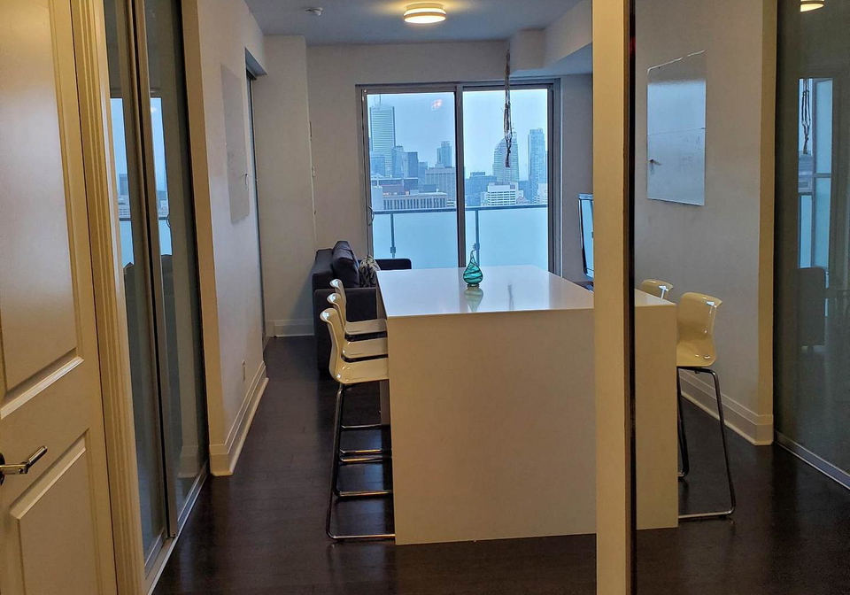 1080-bay-street-toronto-ontario-c12371237
