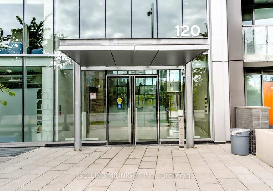120-bayview-avenue-toronto-ontario-c12371266
