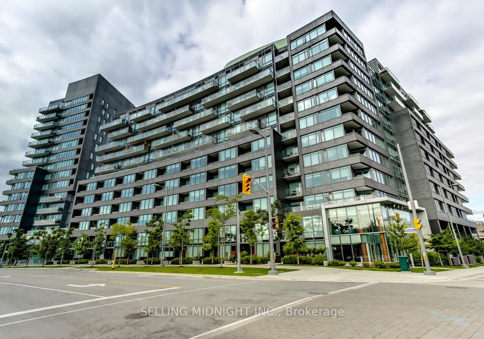 120-bayview-avenue-toronto-ontario-c12371266