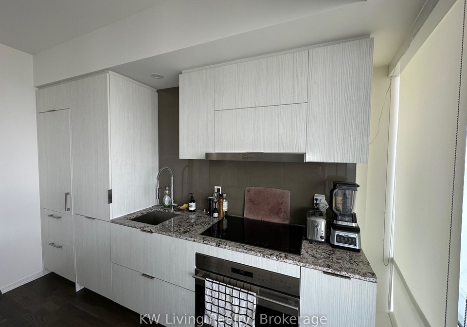 1-bloor-street-e-toronto-ontario-c12371313