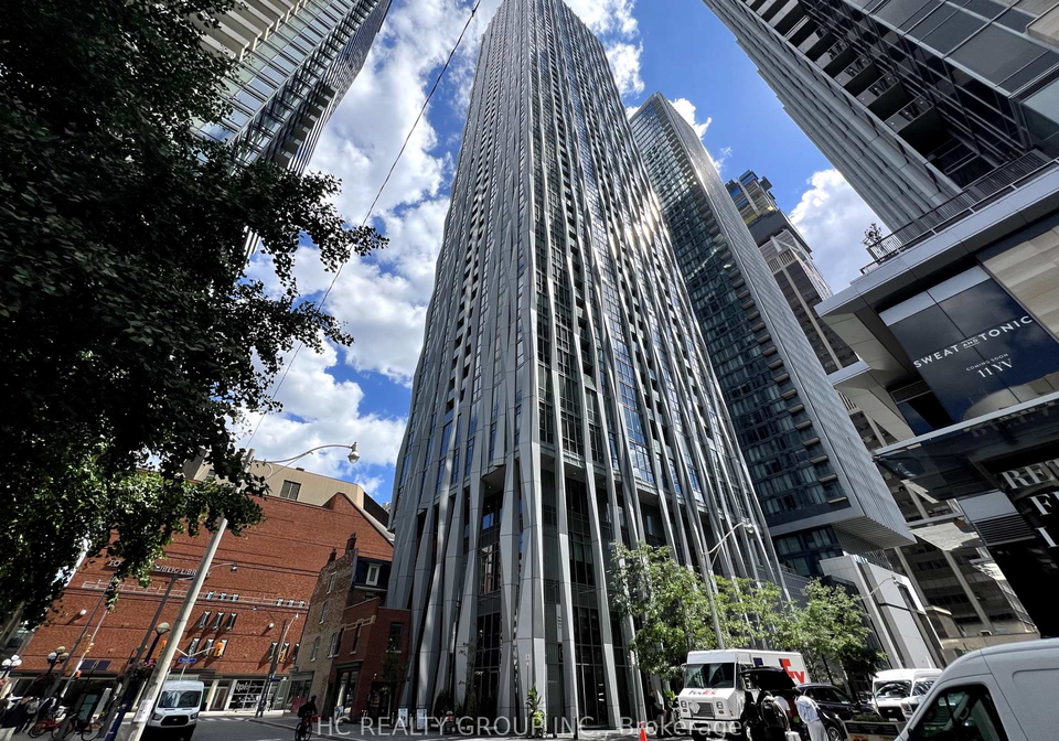 1-yorkville-avenue-toronto-ontario-c12371589
