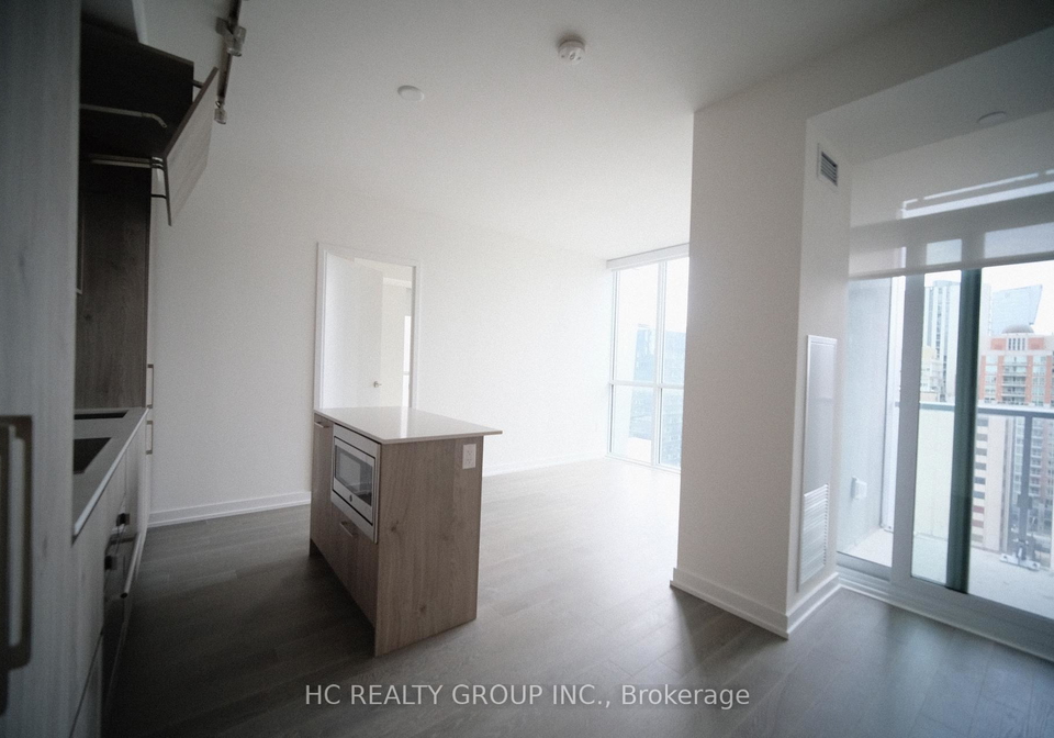 1-yorkville-avenue-toronto-ontario-c12371589