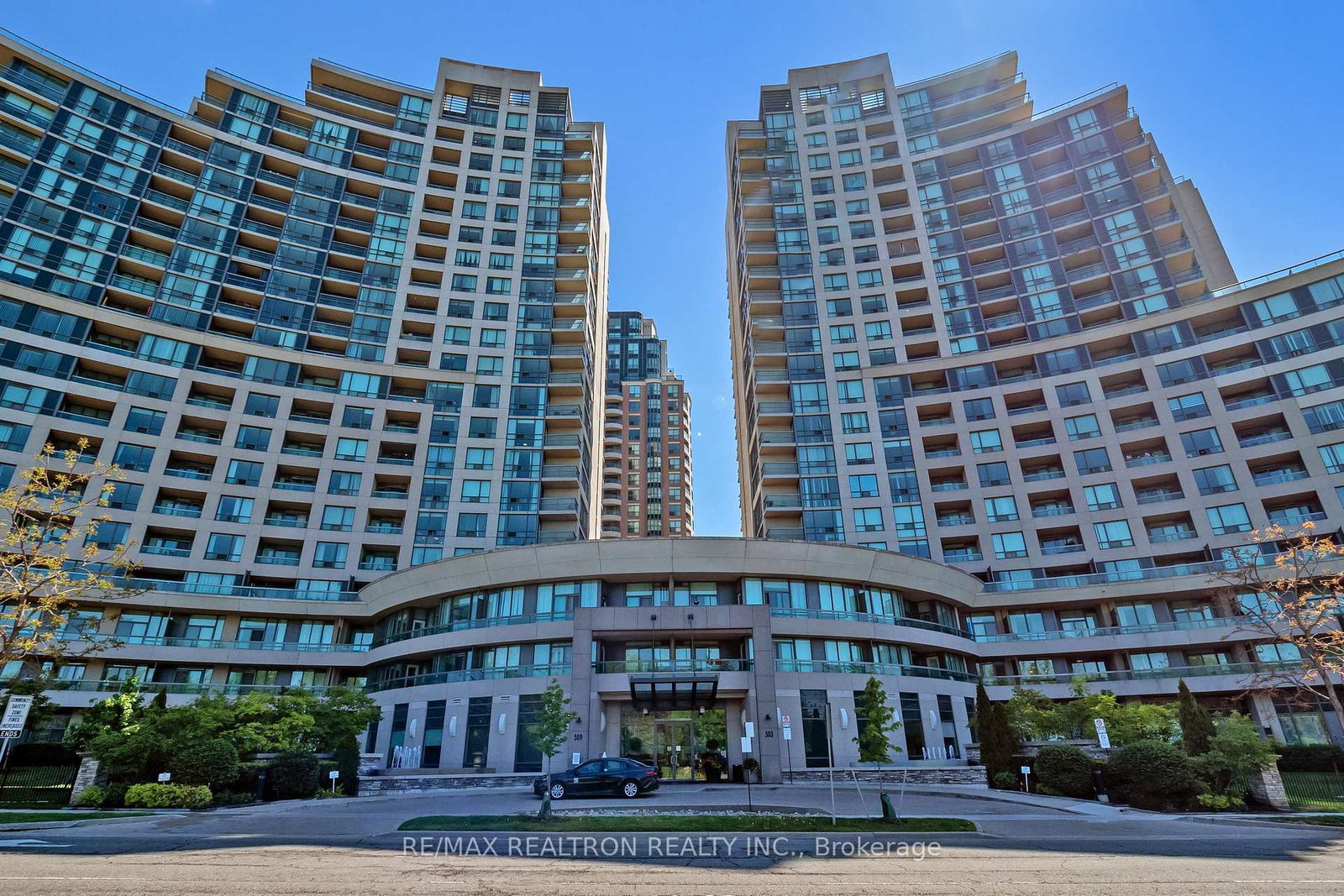 509-beecroft-road-toronto-ontario-c12371655